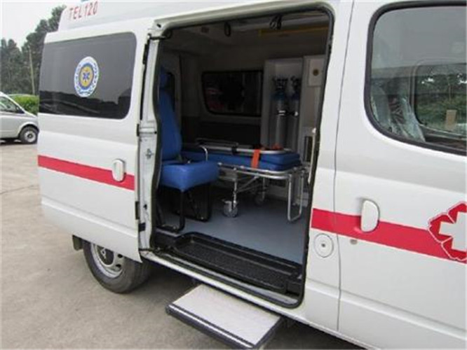 修文救护车出租服务案例7