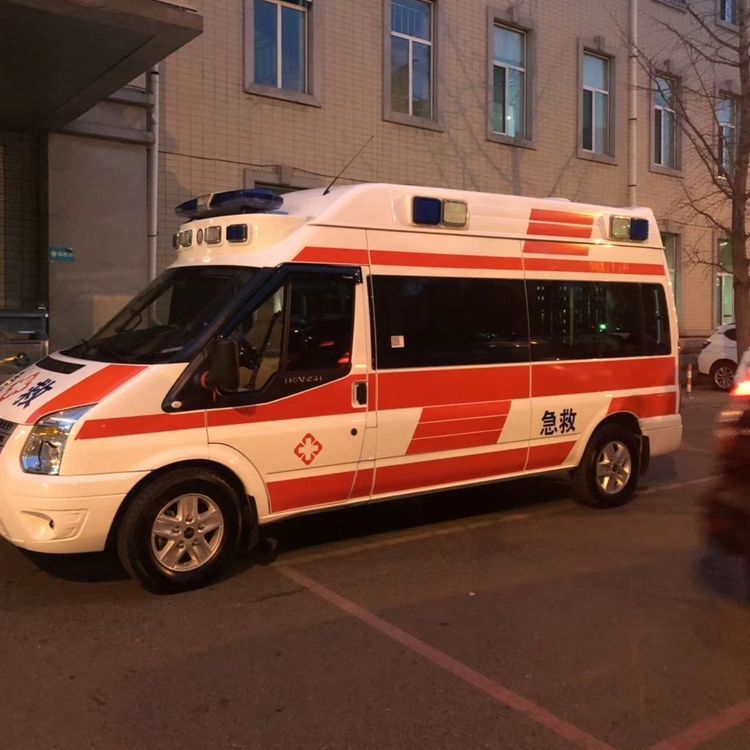 修文夜间租赁救护车护送病人转院：安全转运的 8 大核心注意事项